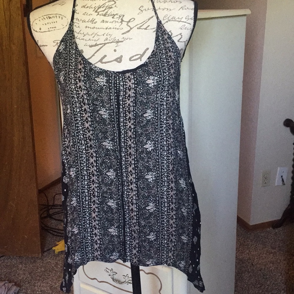 BKE boutique open back tank